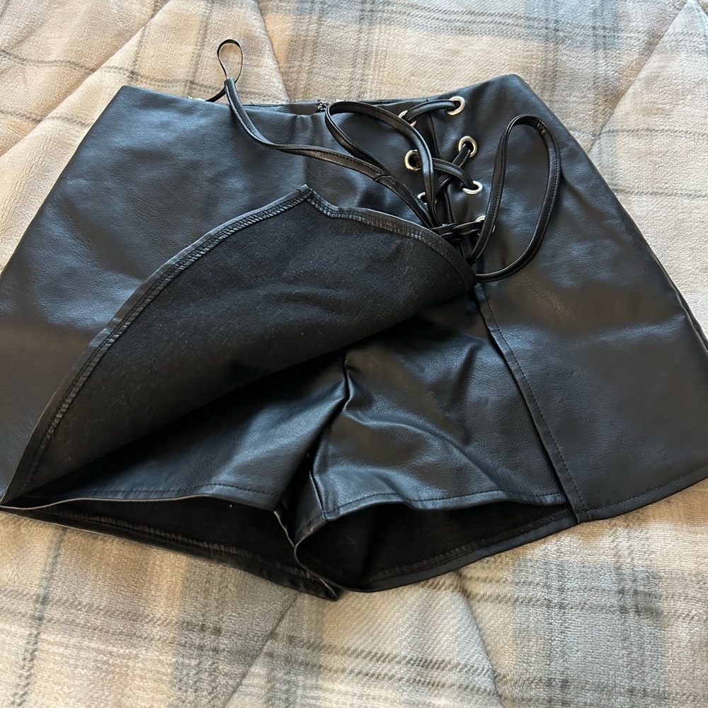 NWOT Altar’d State Black Mini Skirt Skort - Picture 5 of 6